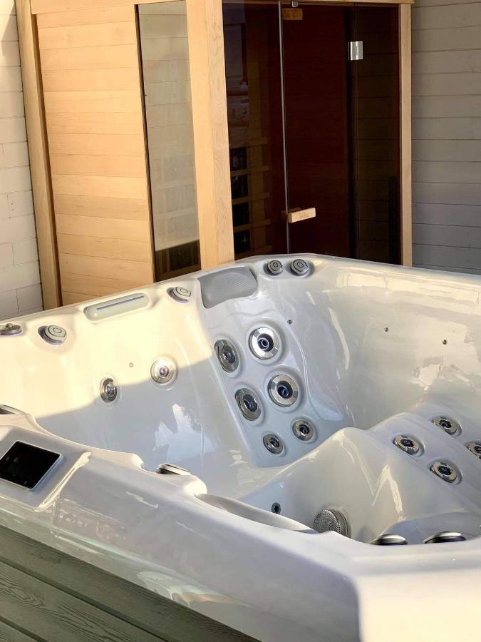 Koi Apartman Balatonalmadi Luaran gambar