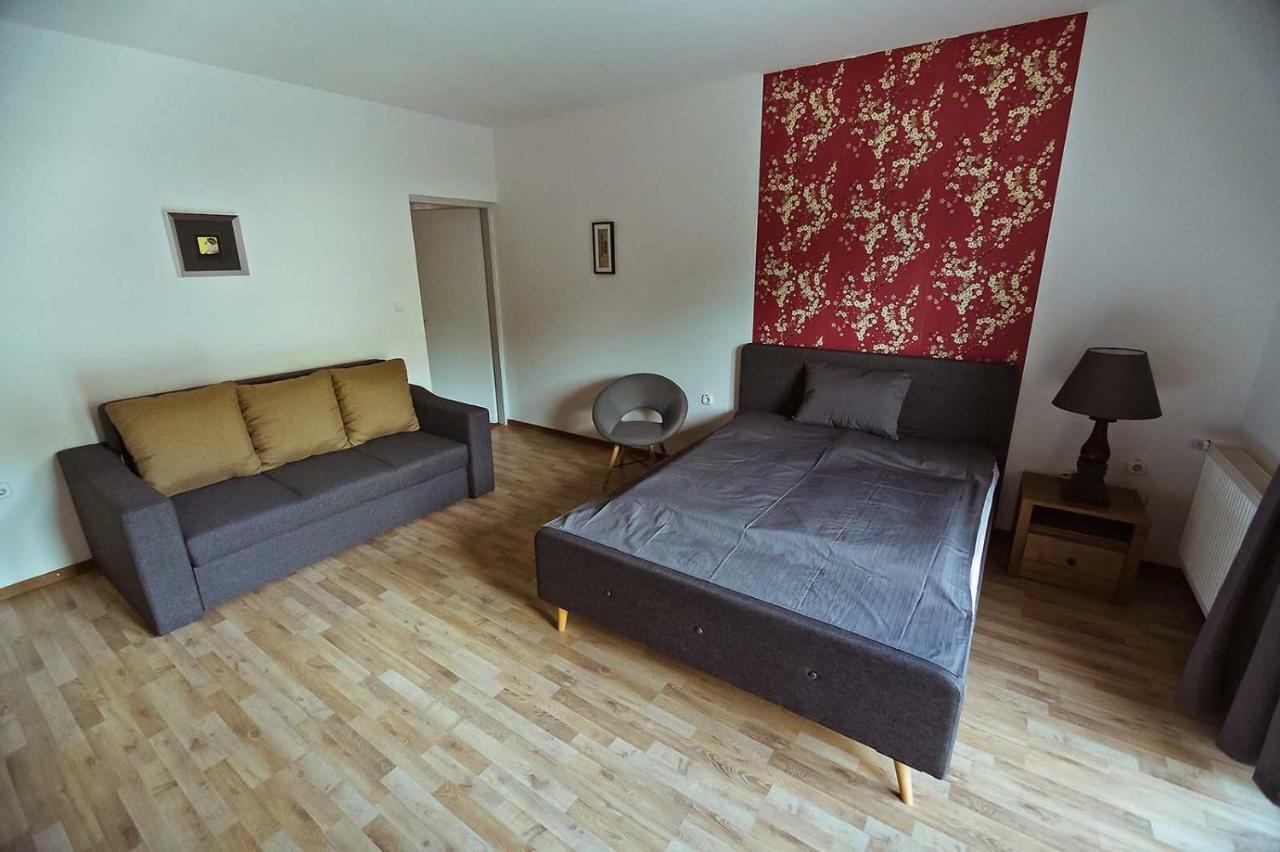 Koi Apartman Balatonalmadi Luaran gambar
