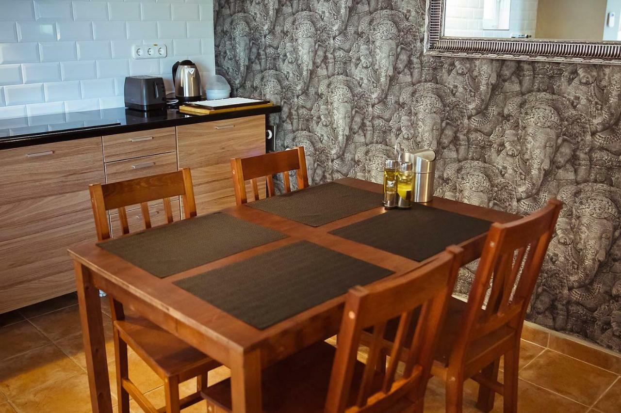Koi Apartman Balatonalmadi Luaran gambar